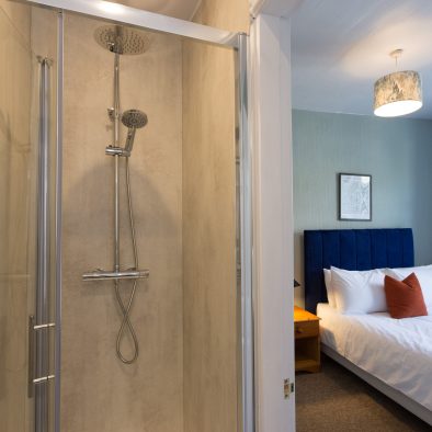 Dale House Kettlewell Bedroom 4 shower area